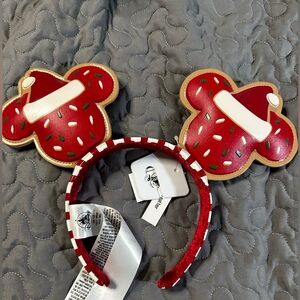 Christmas Disney parks Mickey ears